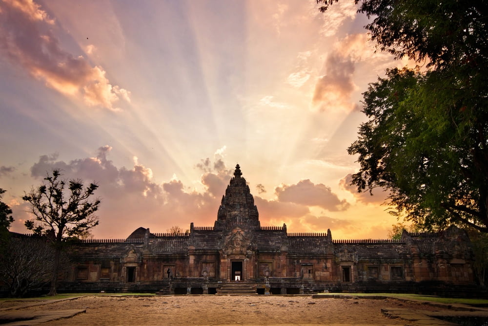 Khao Phanom Rung castle,สถานที่ท่องเที่ยวที่ไม่เคยตกเทรนด์,Buriram