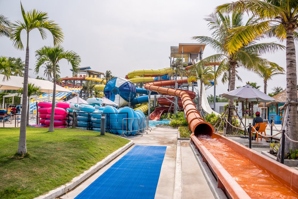 Santorini water park cha-am