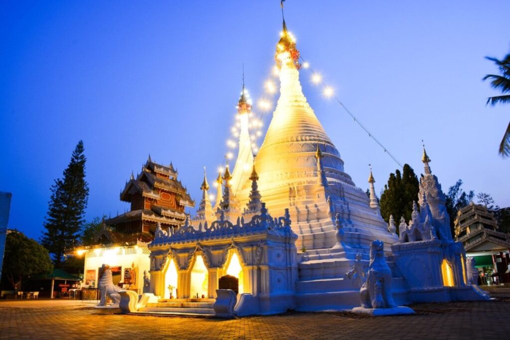  วัดพระธาตุดอยกองมู 