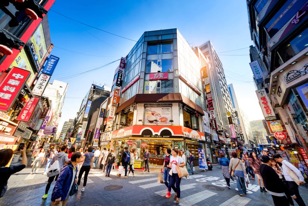 Myeong-Dong shopping street
