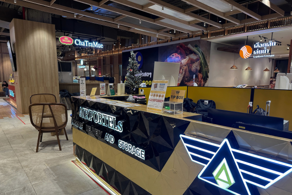 central world counter hug thai zone