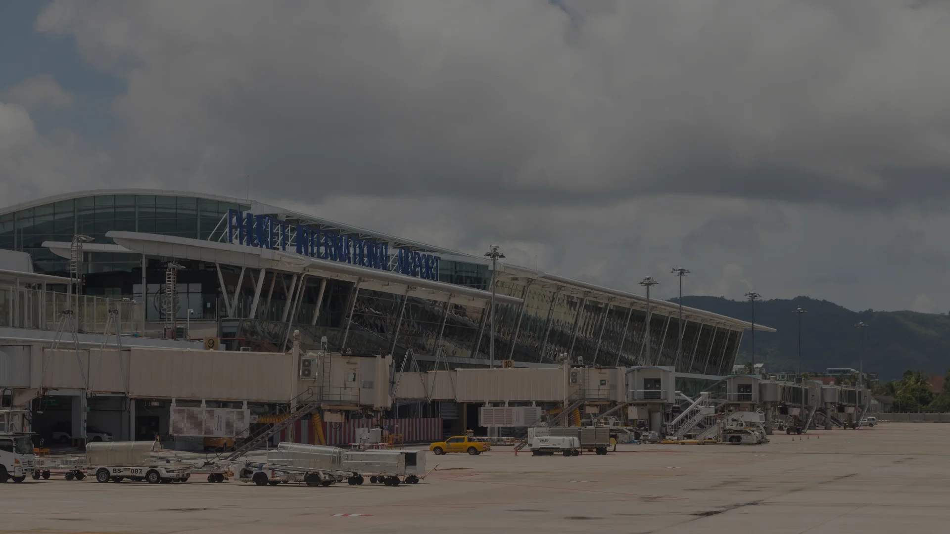 Phuket Airport (International)